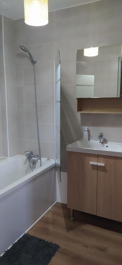 Le Sunny-Appartement Duplex Spacieux Outreau Luaran gambar